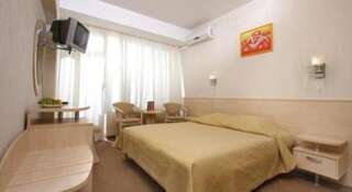 Гостиница Спутник Отель Вологда Стандартный двухместный номер с 2 отдельными кроватями-3